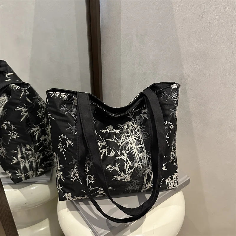 VibeWear™ Tote Bag Femme Grande Capacité — Broderie Florale Style Urban