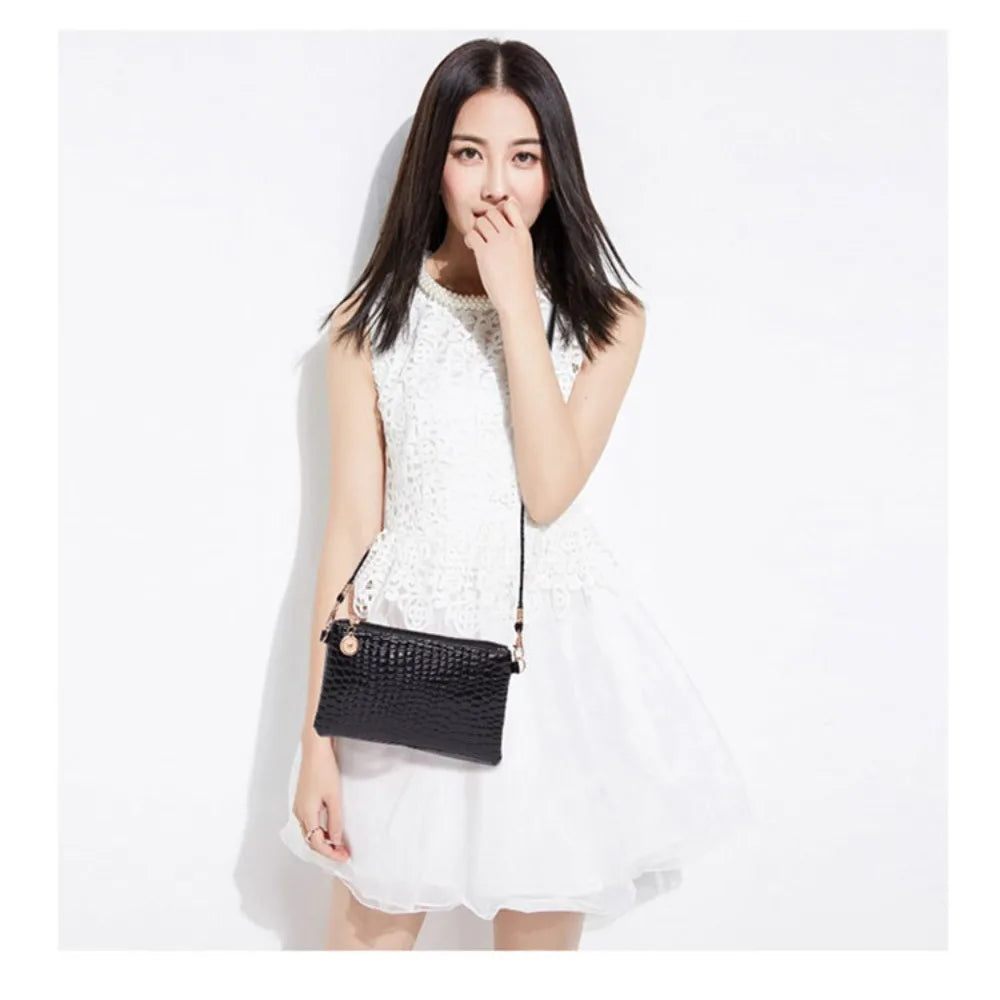 VibeWear™ Sac Baguette Femme PU — Bandoulière Fine Soirée & Cocktail