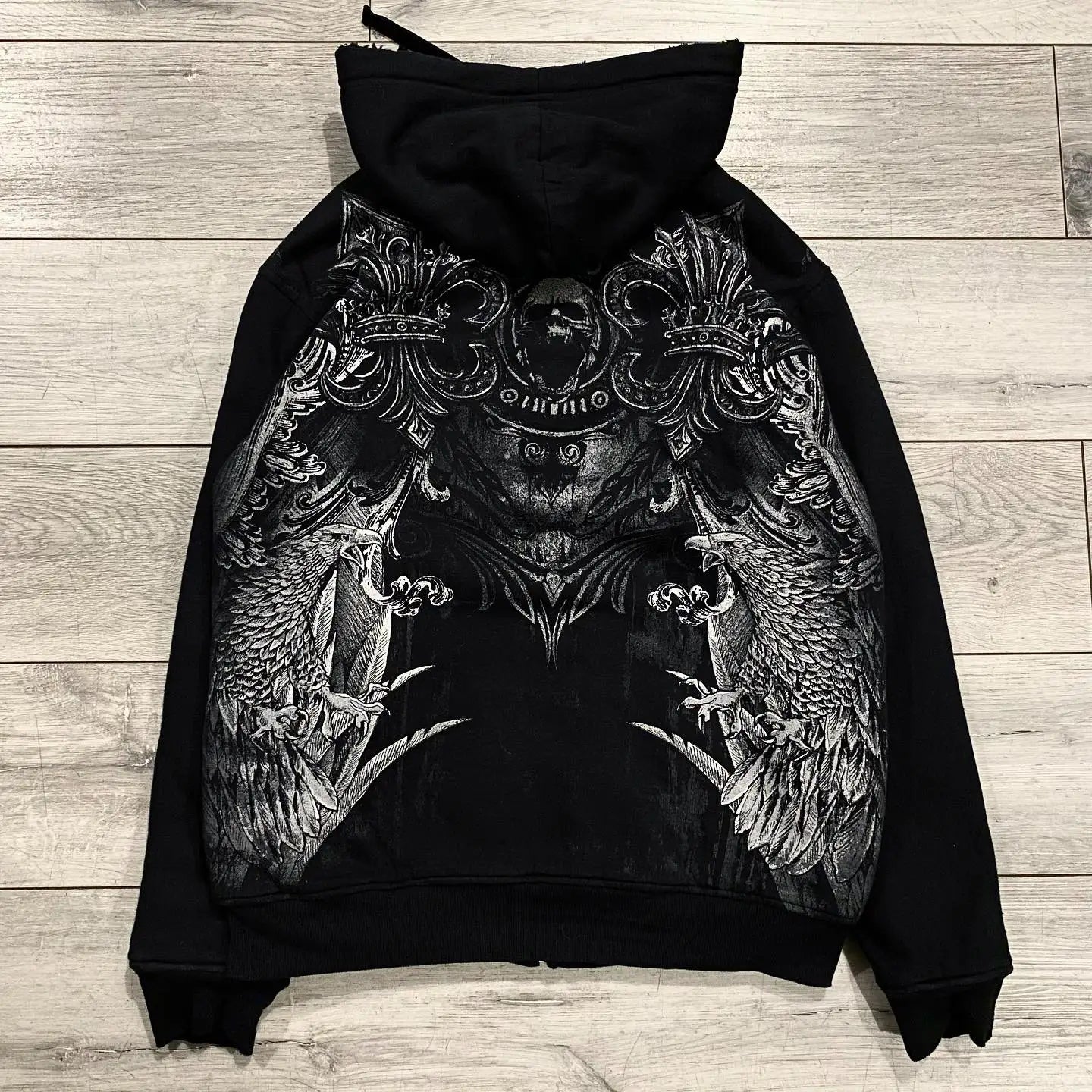 VibeWear™ — Hoodie Tap Out Skull Y2K Unisex